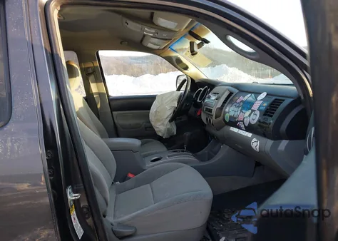 2009 Toyota Tacoma Base V6 from USA, damaged, VIN 3TMMU52N29M009577